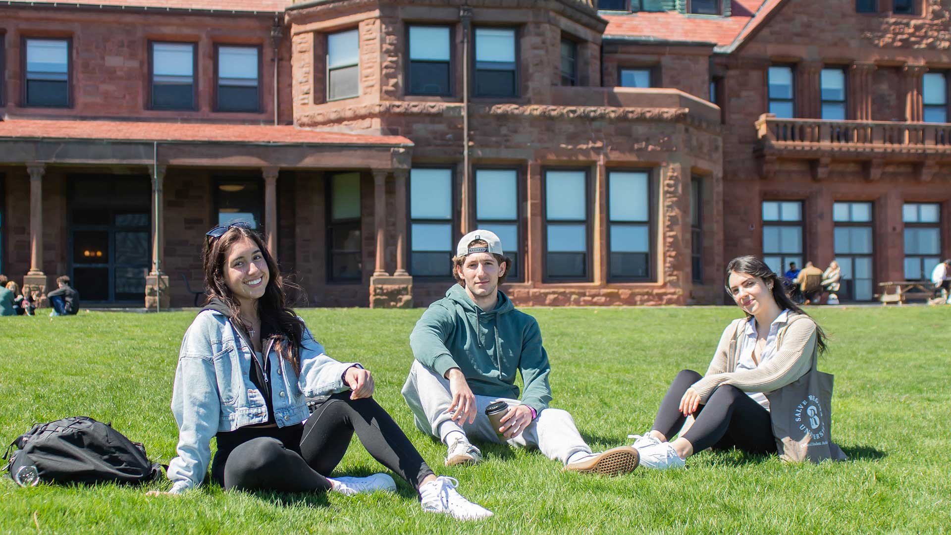 Welcome Admitted Students | Salve Regina University