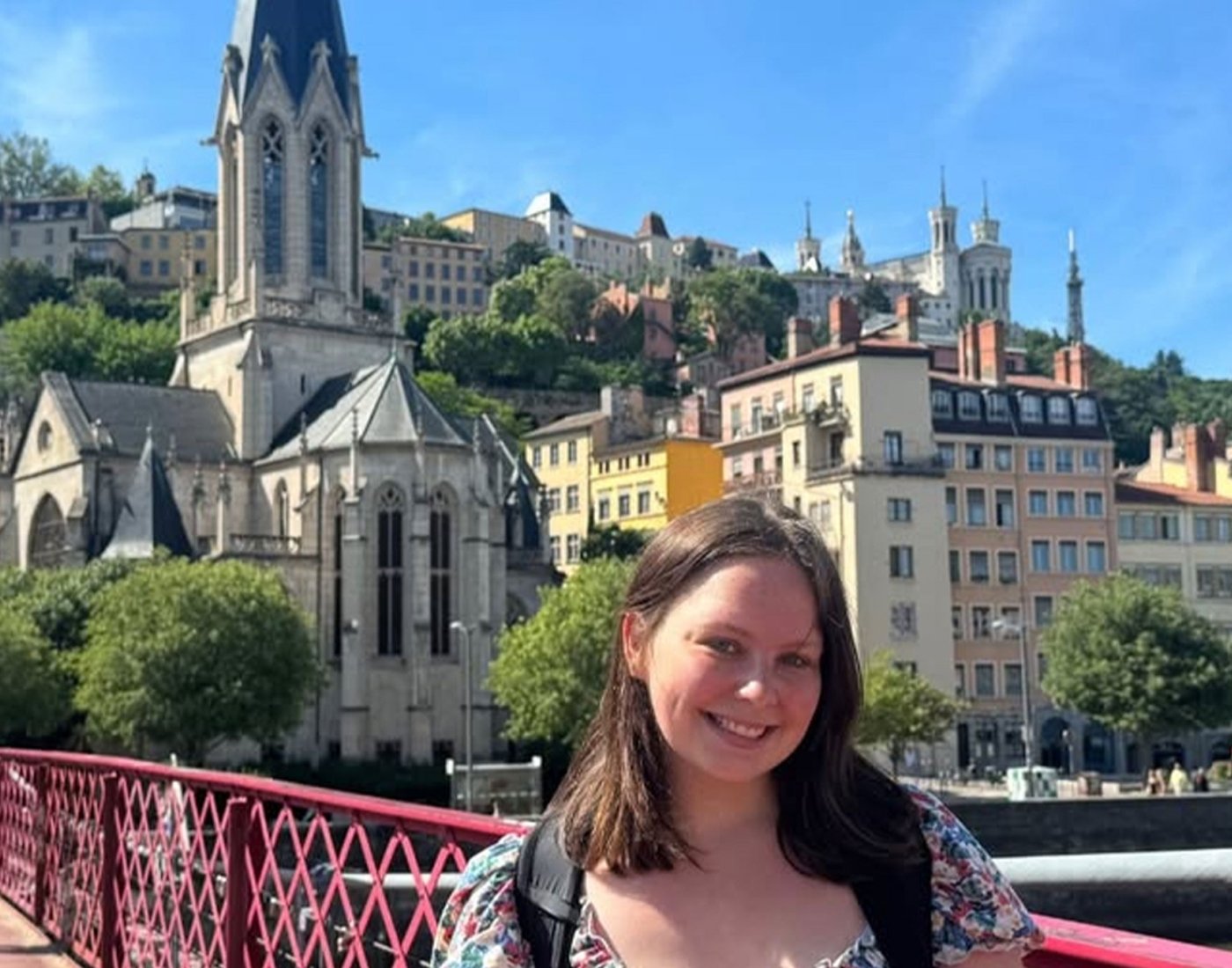 Salve Student in France