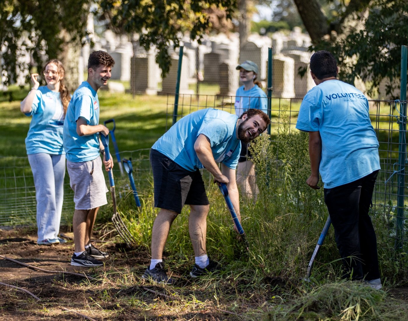 Salve students perform community service.