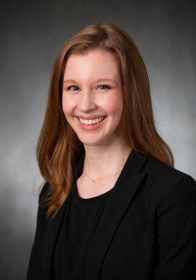 Erin Barry headshot
