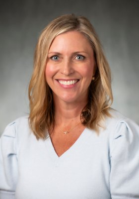 Anne McDermott headshot