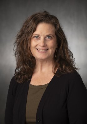 Amanda Minor headshot