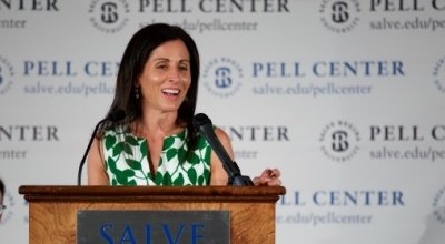 Pell Center - SIPS - Lisa Genova 4.jpg