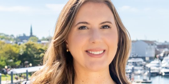 Cassandra Earle '14 (MBA)