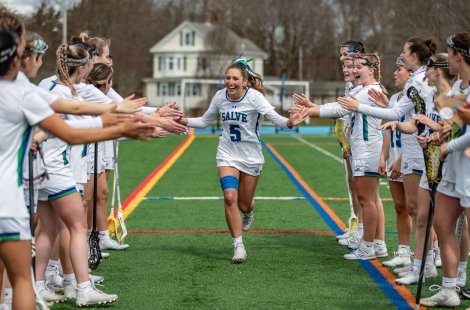 Women's lacrosse team welcomes a student-athlete.
