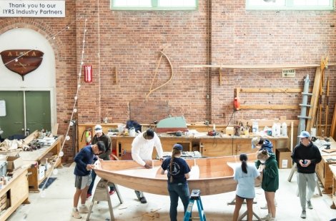students building boat at IYRS