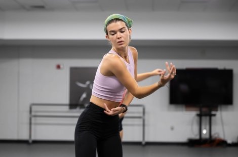 student taking jazz dance class