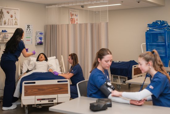 Salve nursing students in the simulation lab.