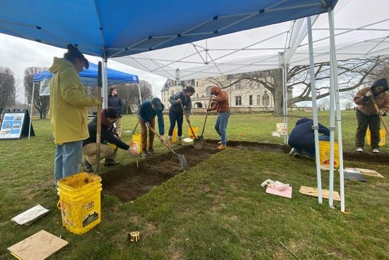 Photo for news article: "news-Ochre-Court-Dig-0423"