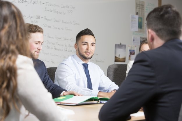 Salve Business Student