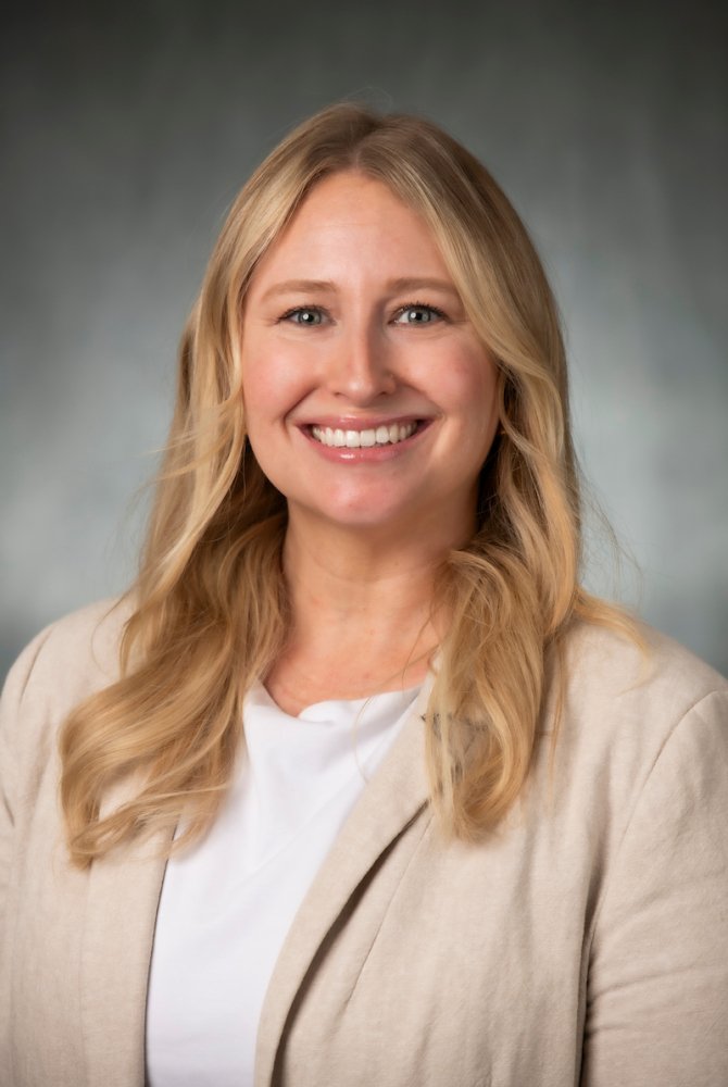 Lauren Heath headshot