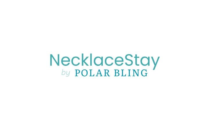 Necklace Stay written in aqua
