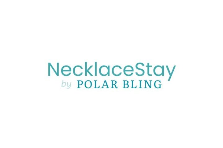 Necklace Stay written in aqua