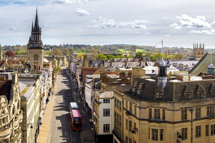 bird's eye view of buildings in Oxford, England