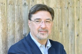 Tom Nichols Headshot