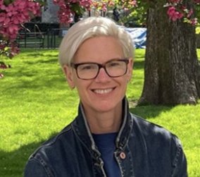 Micki McElya