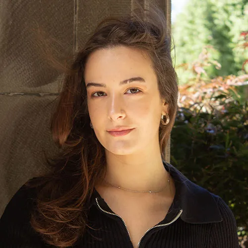 Ava Siconolfi